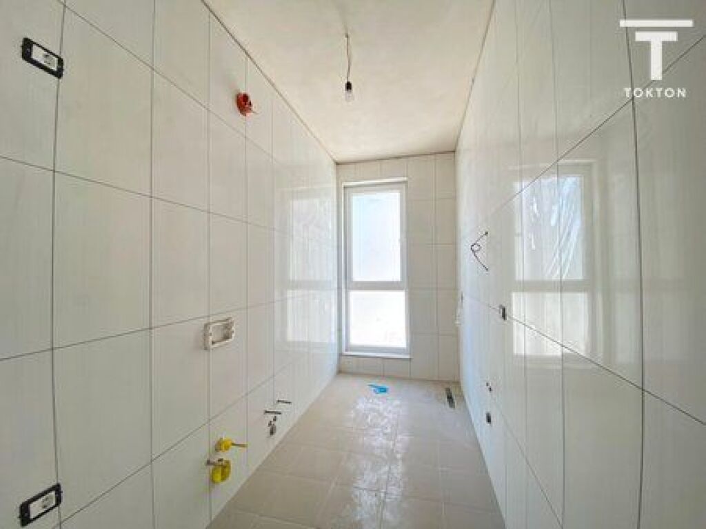 SHITET, APARTAMENT 3+1+2, BULEVARDI I RI, TIRANË