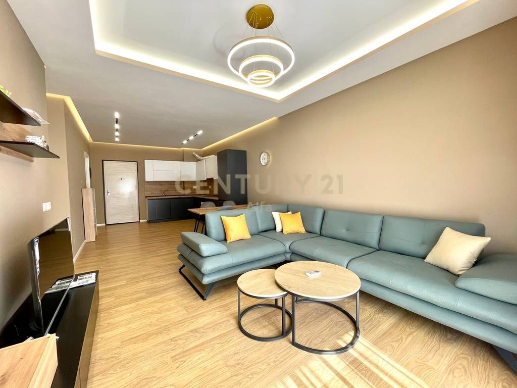 Apartament 2+1+2 me qira te Kopshti Botanik