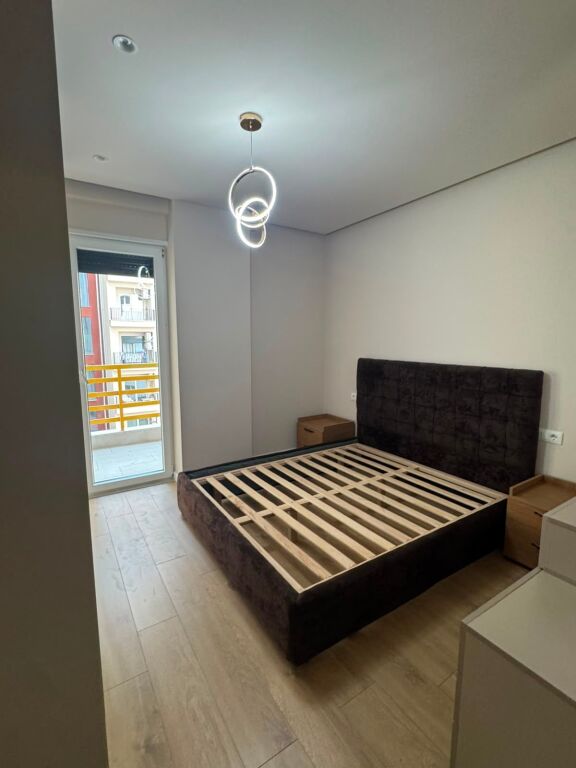 Qera | Apartament 1 + 1+Ballkon | Laprake | 650 €/muaj