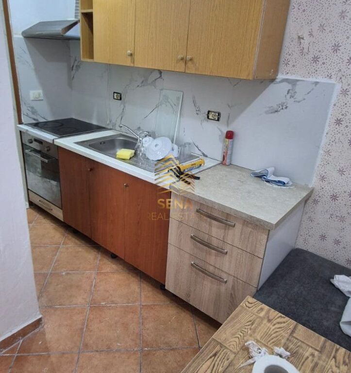 Affitto, Ingresso Privato 1+1, 5 Maji, 40.000 Leke/mese