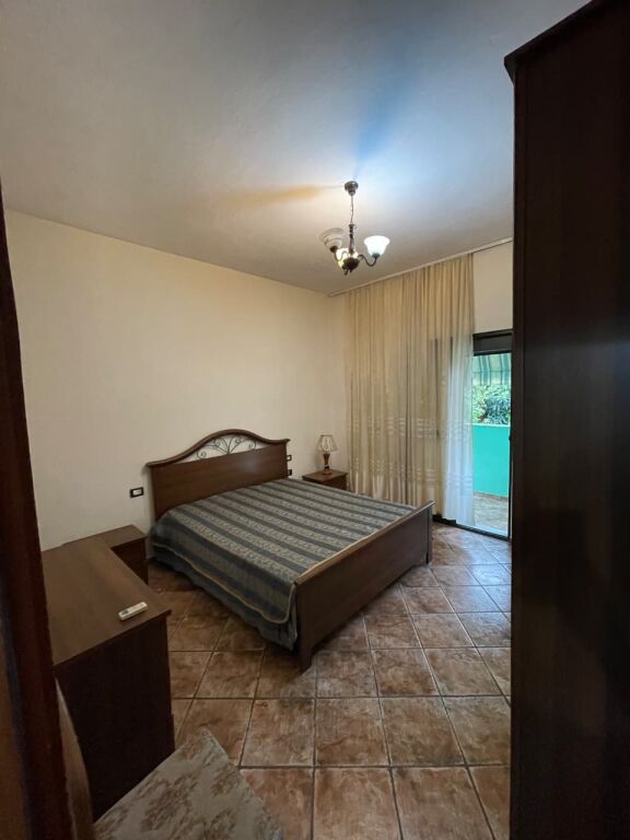 Appartamento 2+1 in affitto in Via Durazzo, vicino all'Hotel Colosseo, Zogu i Zi, Via Kavaja, 21 Dhjetori.