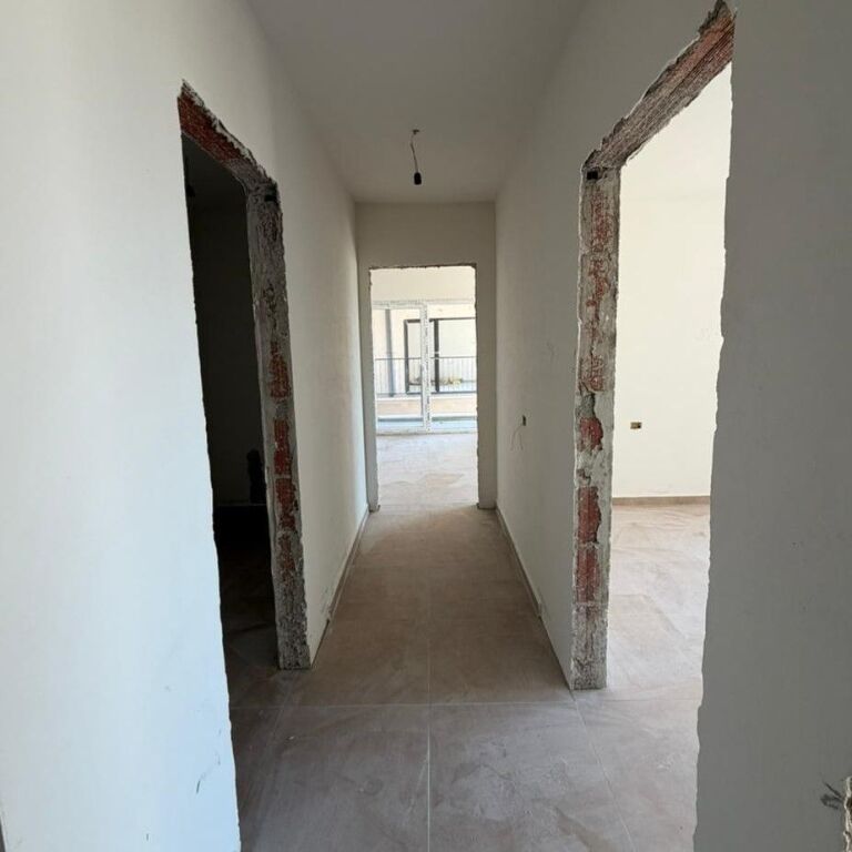 🏡🌊 OKAZION‼️ APARTAMENT 2+1 + LAVANTERI NË SHITJE – HOLIDAY IN, SHËNGJIN ✨