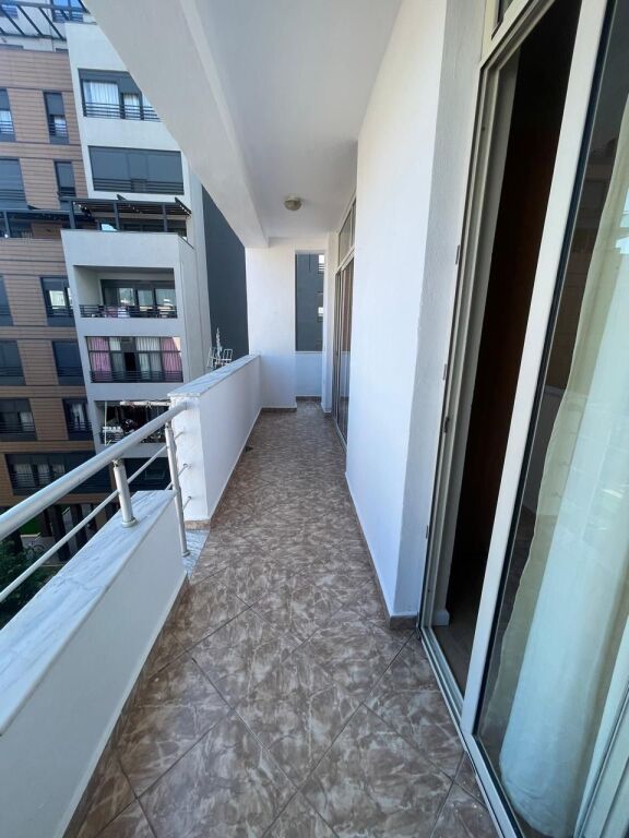 Apartament 1+1 per qera Optima Roma Pazari i ri !