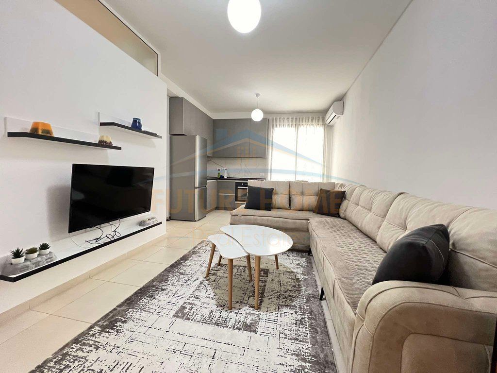 Qera, Apartament 2+1, Rruga e Kavajes, Tiranë.