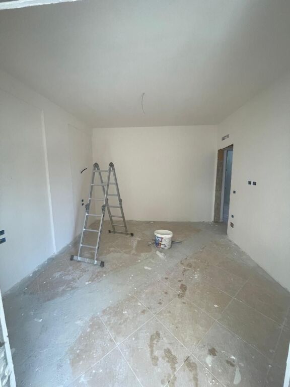 Shitet Apartament 3+1+2 në Selitë – Përballë Rezidencës 3D