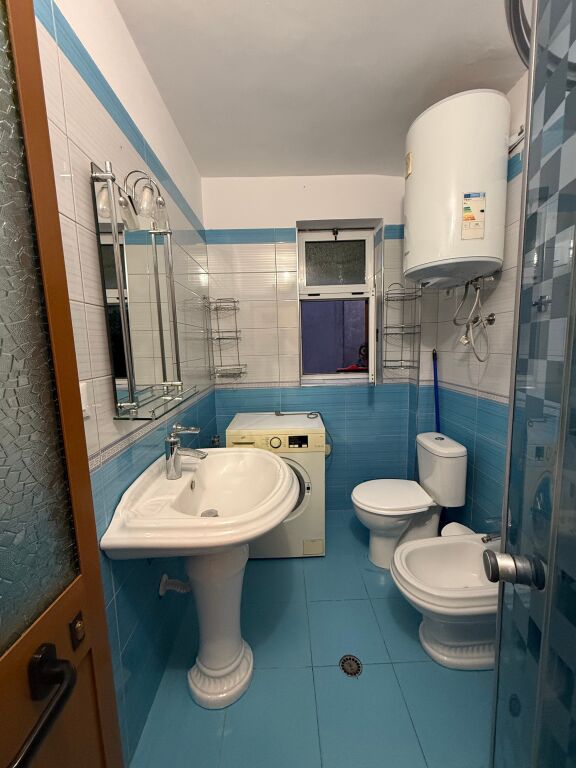 JEPET ME QERA – Apartament 1+1