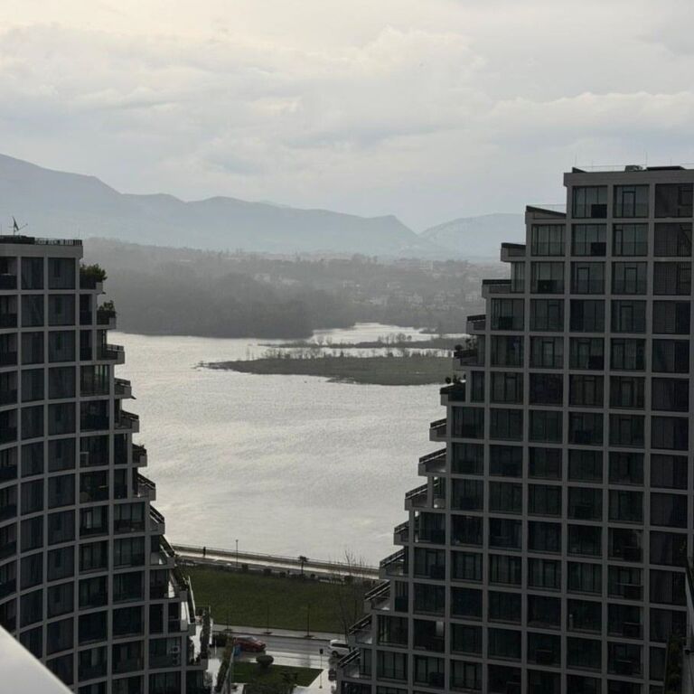 Lake View Residence Shitet apartament 2+1+2 Me pamje panoramike dhe Hipoteke