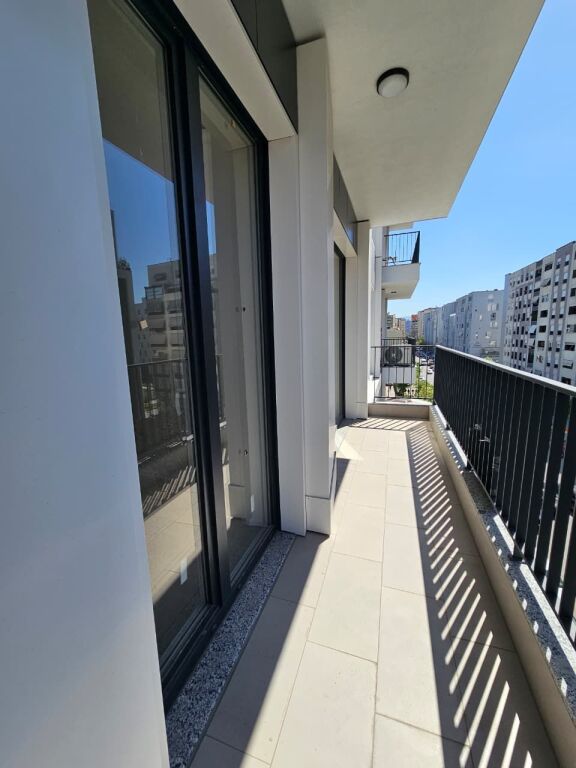 Apartment 3+1+2 + Storage – Paris Commune