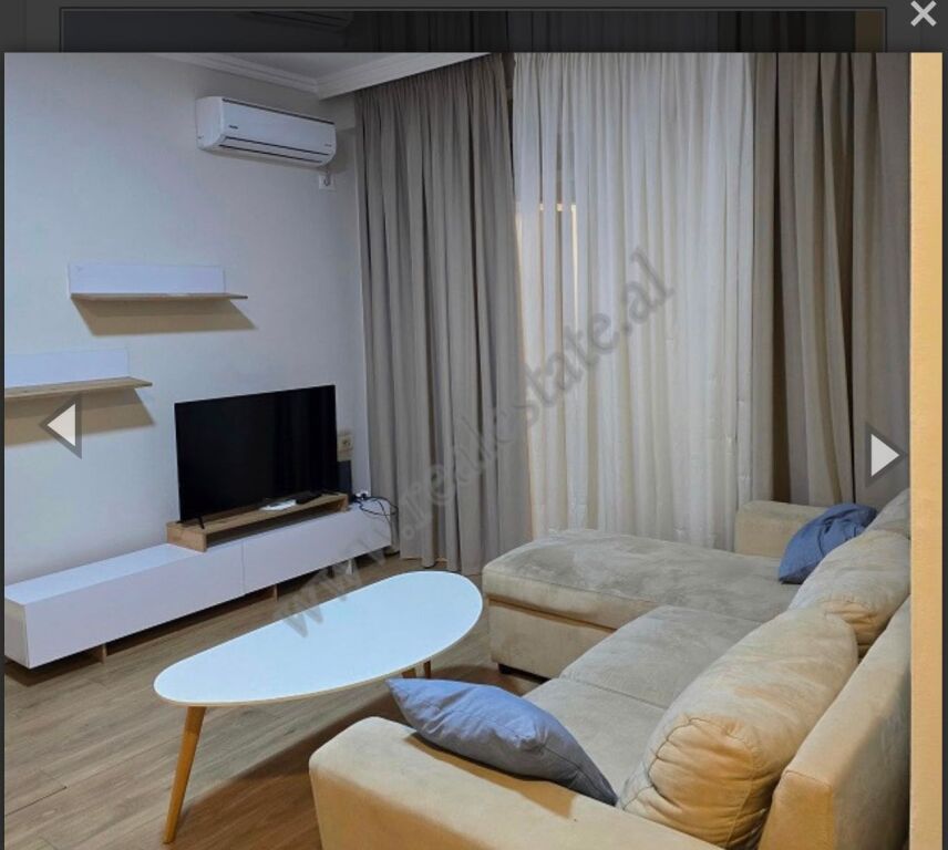 Jepet me qera 1+1 liqeni that te hotel Sokrati 50000 lek mobiluar