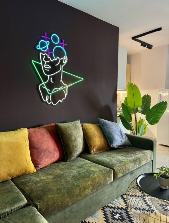 SHITET Super apartament tek Stadiumi Air Albania