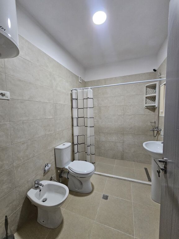 Apartment for Rent 2+1+2 wc End of 5 Majit (near the school)
