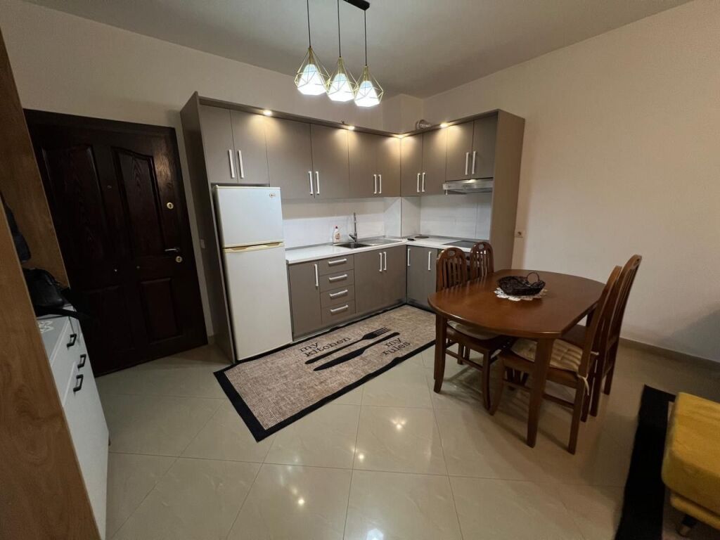 1+1 for rent in Astir