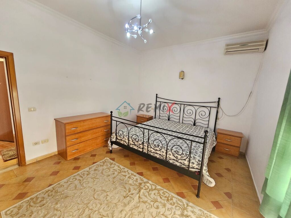 🏡 **JEPET ME QIRA APARTAMENT 2+1+2 – ISH FABRIKA E BUKËS, DURRËS**