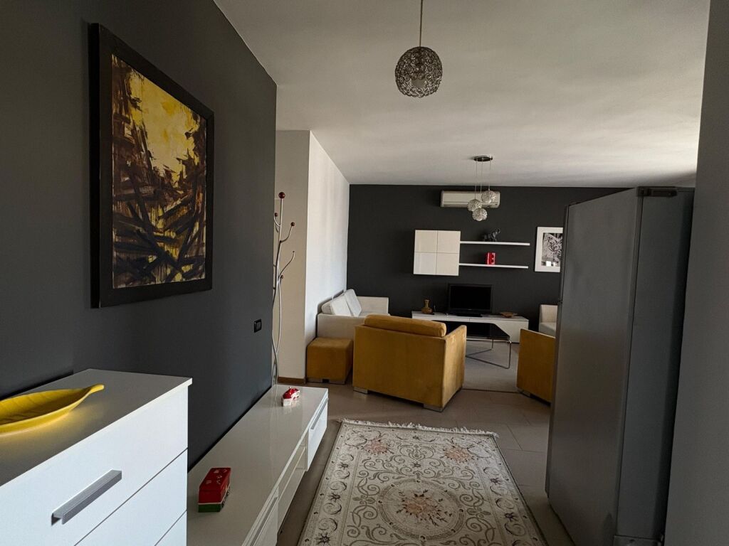 Apartament 2+1 me qera tek Shkolla e Baletit