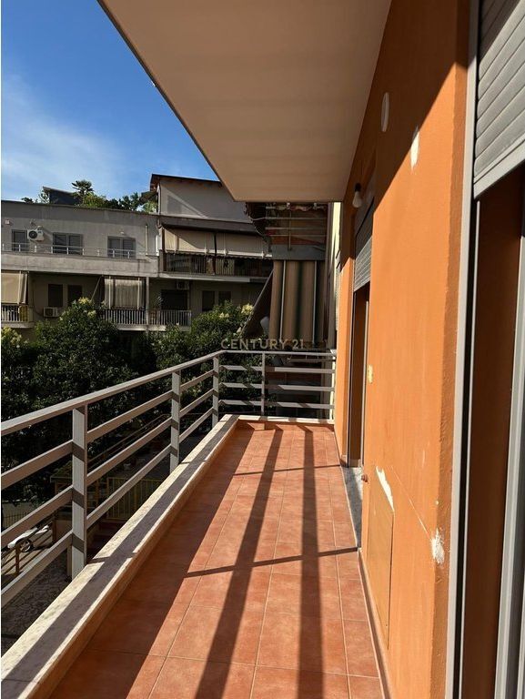 Apartament 2+1 per shitje ne zonen e Freskut