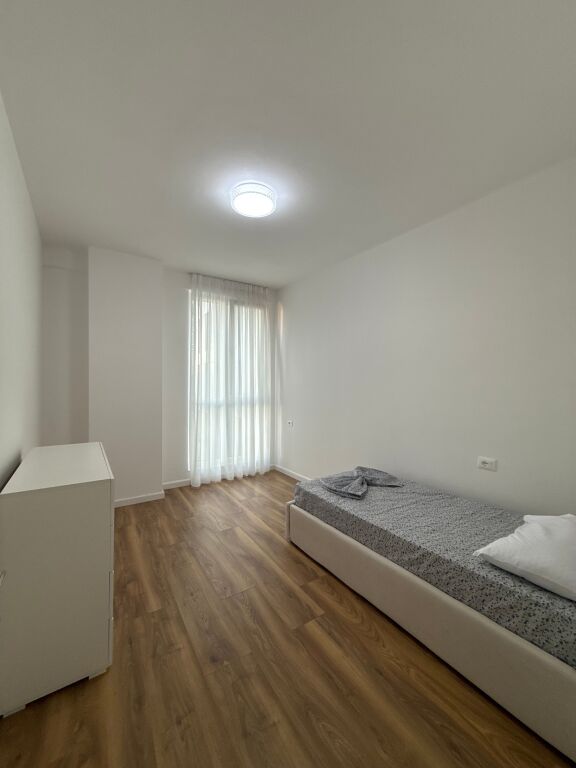 Jepet me qera apartament 2+1 – Rruga Siri Kodra