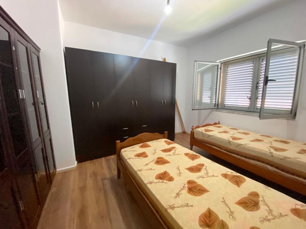 Apartament 2+1 per qera ne Astir !