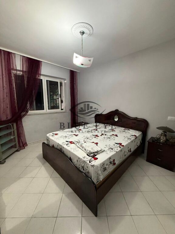 Apartament 2+1 per Shitje në tek Muzeumi, Durrës !