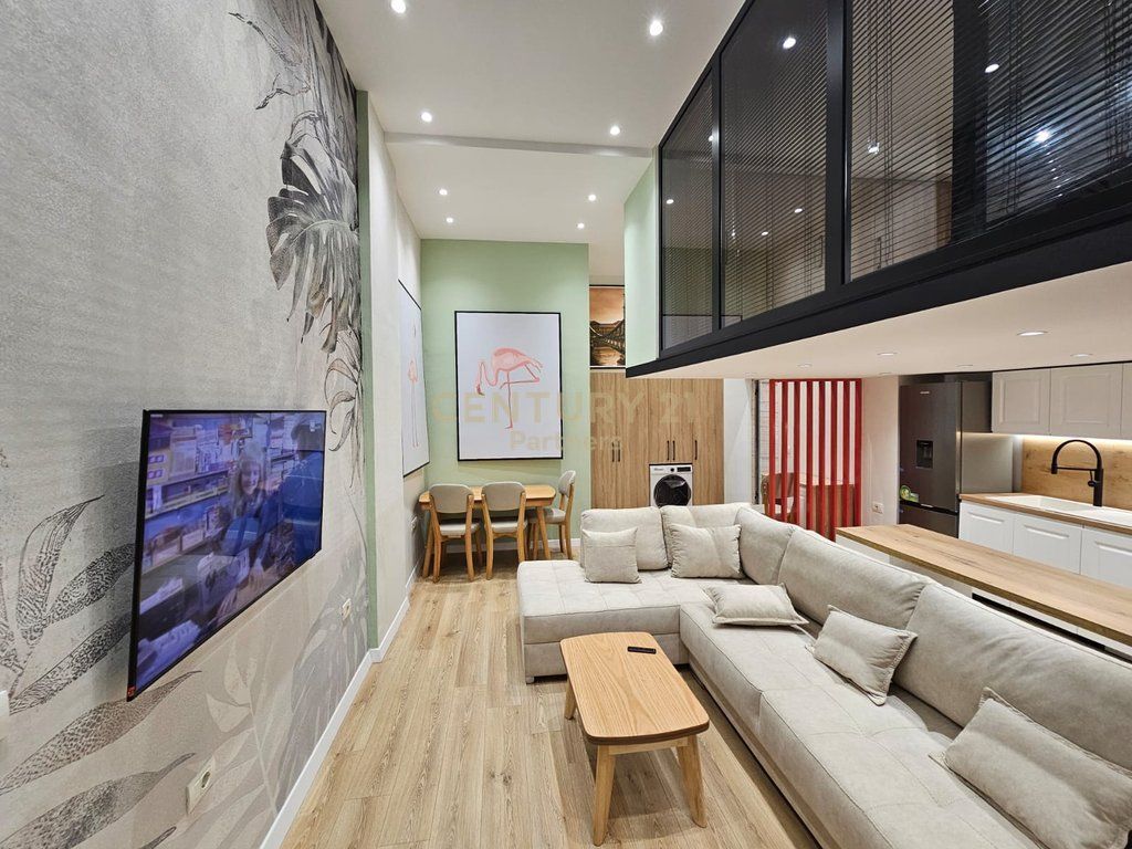 APPARTAMENTO DUPLEX IN VENDITA VICINO A DELIJORGJI !