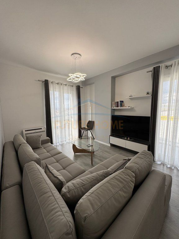 Rent, Apartment 2+1 Univers City, Tirana.UNA59040