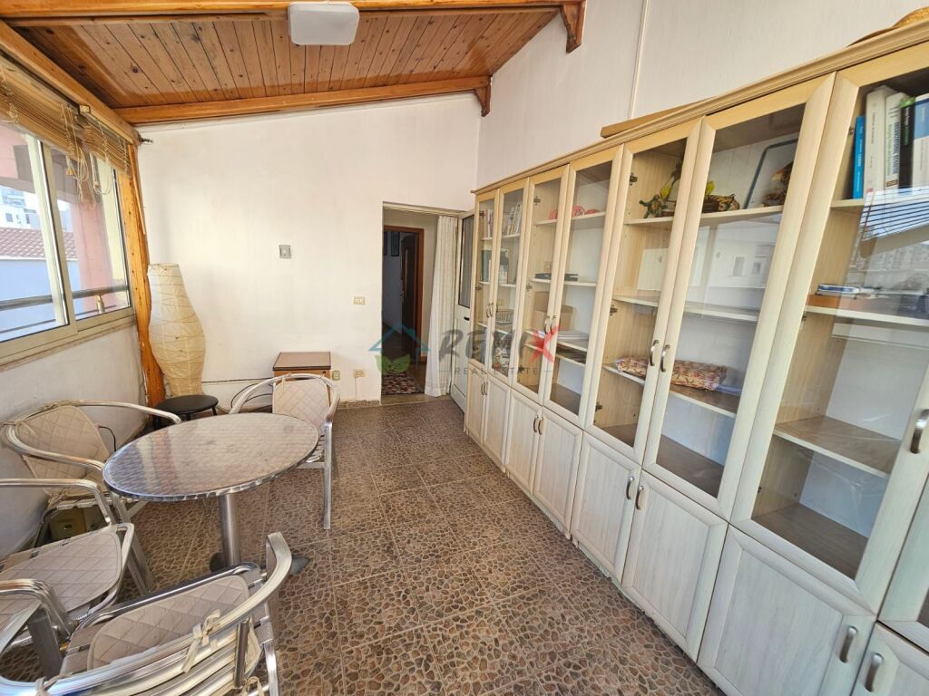 🏡 **JEPET ME QIRA APARTAMENT 2+1+2 – ISH FABRIKA E BUKËS, DURRËS**