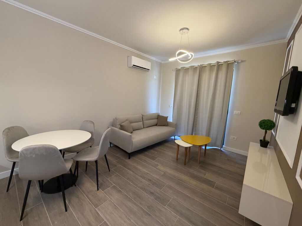 Apartament me qera 1+1 (Golem)