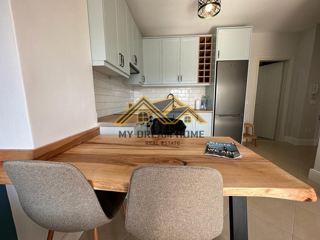 JEPET ME QIRA APARTAMENT 1+1 PRANE TREGUT TE FRUTA PERIMEVE, DURRES !