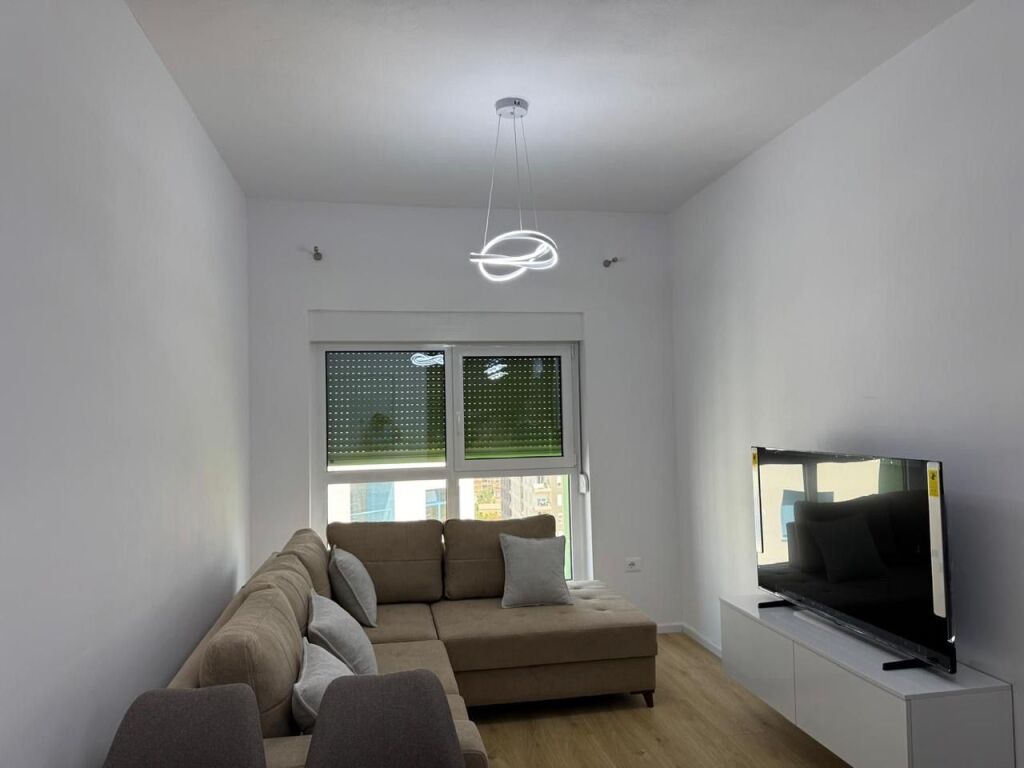 🏡 Jepet me qera apartament 2+1 – Kompleksi Kadiu, Ali Demi