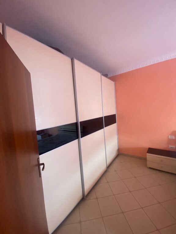 🏡 Apartament 2+1+2 me qera  📍Astir, Rruga Sabri Perveza