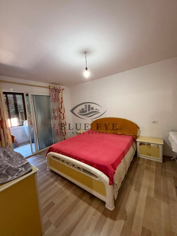 Apartament 2+1 per Shitje në tek Muzeumi, Durrës !