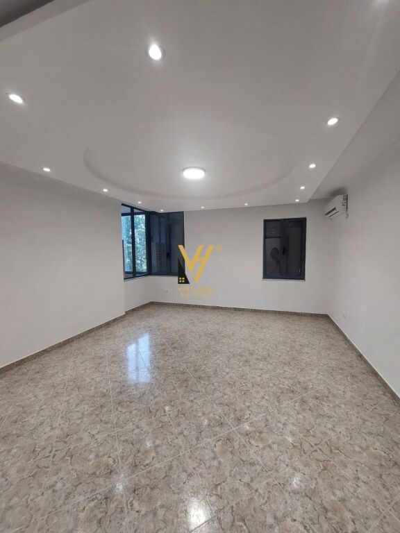 APPARTAMENTO 3+2+2+2BLK IN AFFITTO AL PALAZZO CON FRECCIA 50.000 LEKE