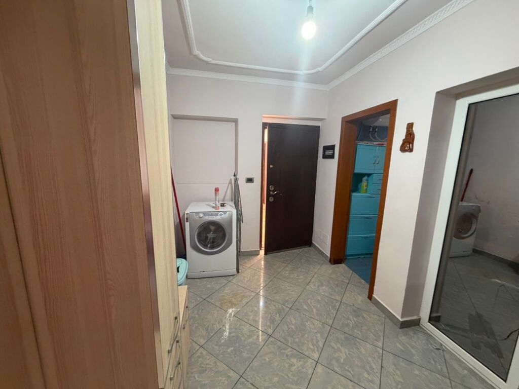 For rent 1+1 Myslym Shyri Street 47,000 lek
