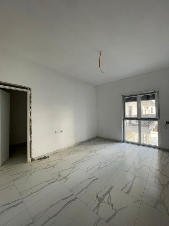 🔥🏡 APARTAMENT 2+1+2 PËR SHITJE – PORTA E TIRANËS 🏡🔥  📍  
