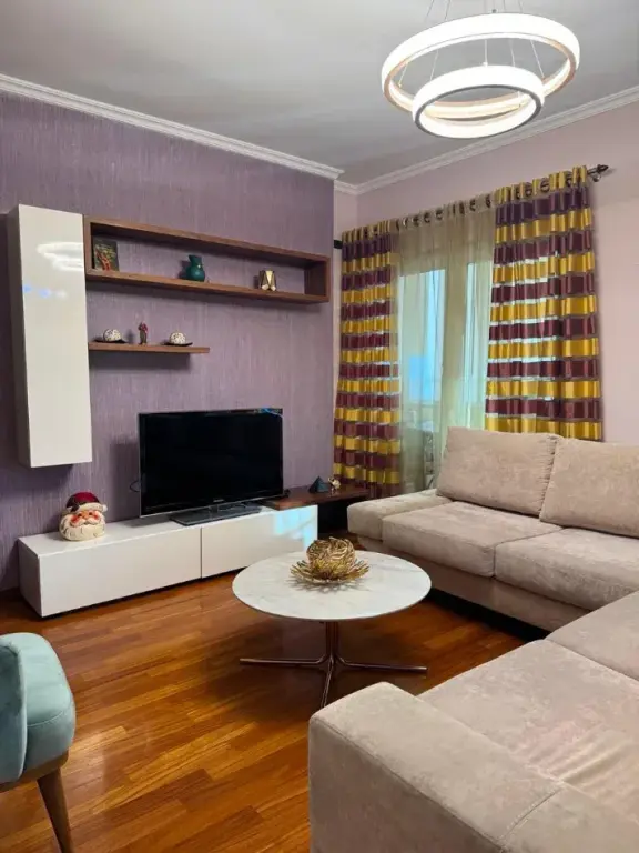 Rent | Apartament 2 + 1 | Rruga Sheh Ahmet Pazari | 1500 €/month