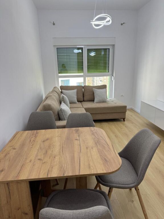 🏡 Jepet me qera apartament 2+1 – Kompleksi Kadiu, Ali Demi