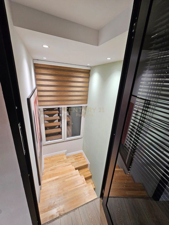 APPARTAMENTO DUPLEX IN VENDITA VICINO A DELIJORGJI !