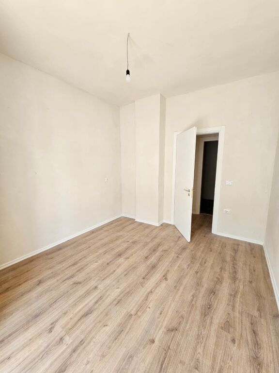Apartment 3+1+2 + Storage – Paris Commune