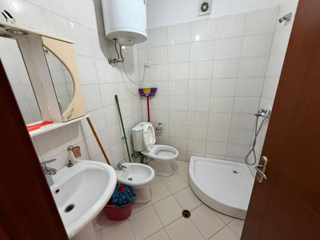 🏡 Jepet me qera apartament 2+1+2
