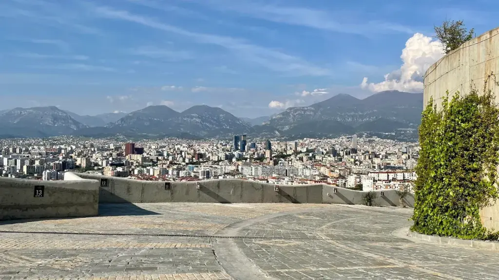🏡 SHITET APARTAMENT 2+1+2 – KODRA E DIELLT