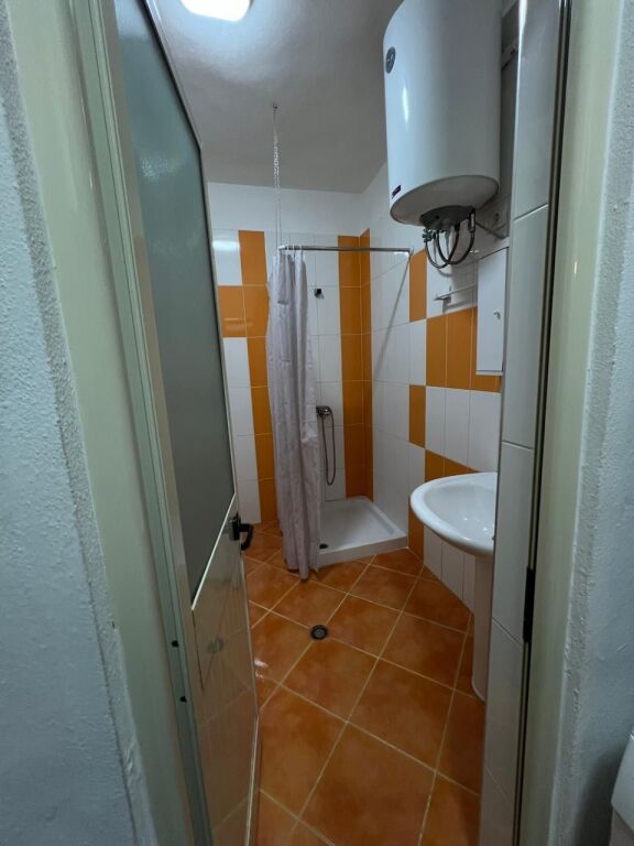 1+1 for rent in Astir