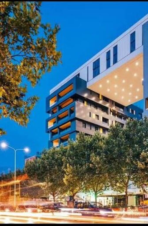 For sale, Business Premises, Kavaja Street, Tirana