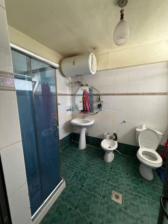 Qera, Apartament 2+1,Rruga Portit,Durres
