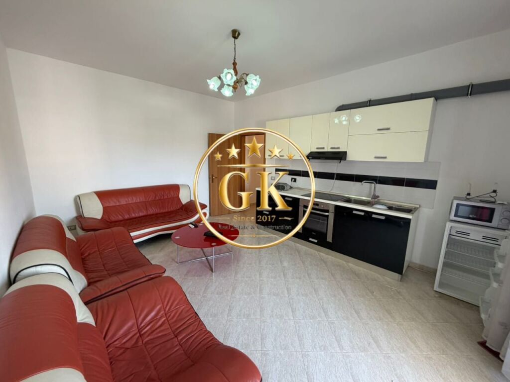 🏡 SHITET APARTAMENT 1+1 – PLAZH MARKET SPAR