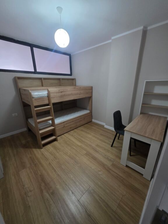 Affitto | Apartament 2 + 1 | Rruga 5 Maji | 600 €/mese