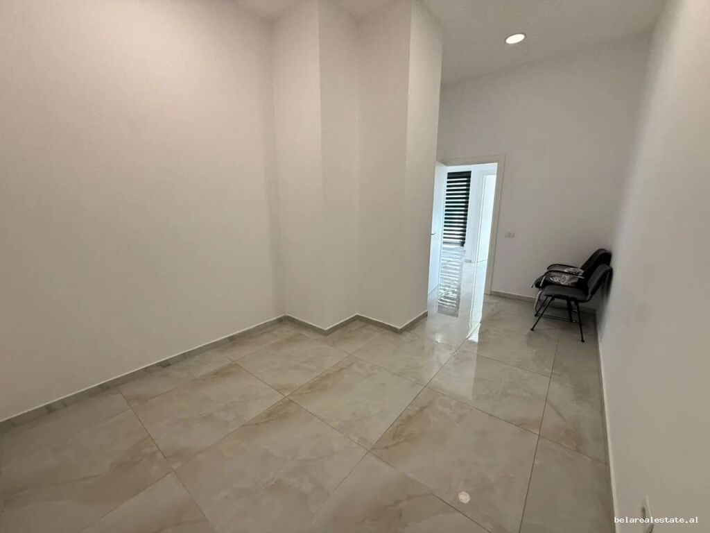Office for Rent at Pharmacy 10 (ID BZ21003) Tirana