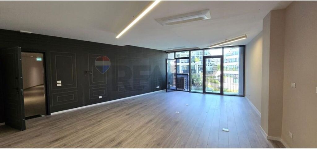 Office Space for Rent at Lake View