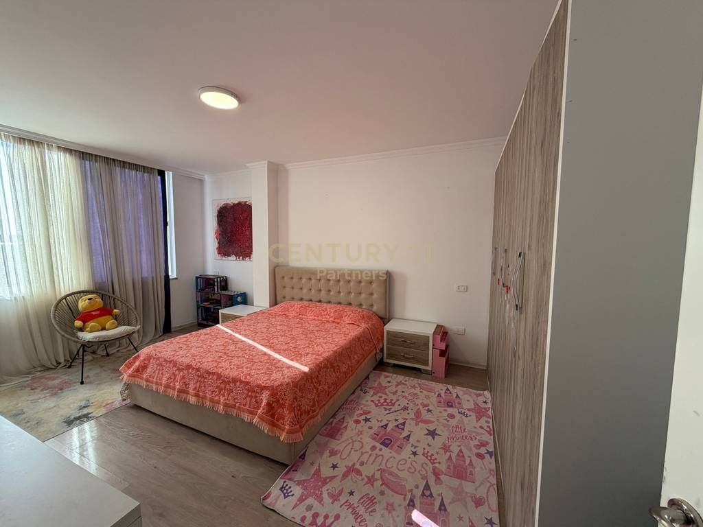 Apartament 2+1 per shitje ne Kinostudio