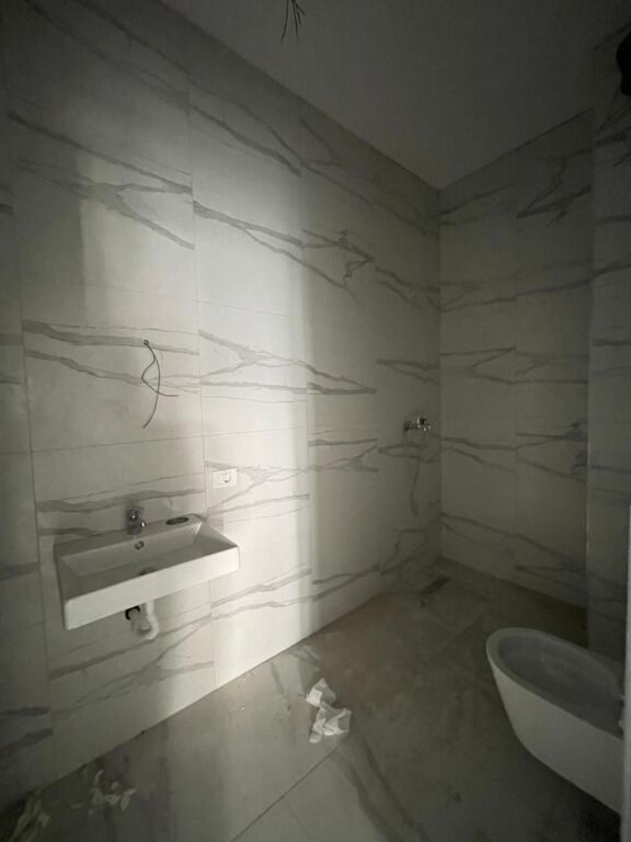 🔥🏡 APARTAMENT 2+1+2 PËR SHITJE – PORTA E TIRANËS 🏡🔥  📍  