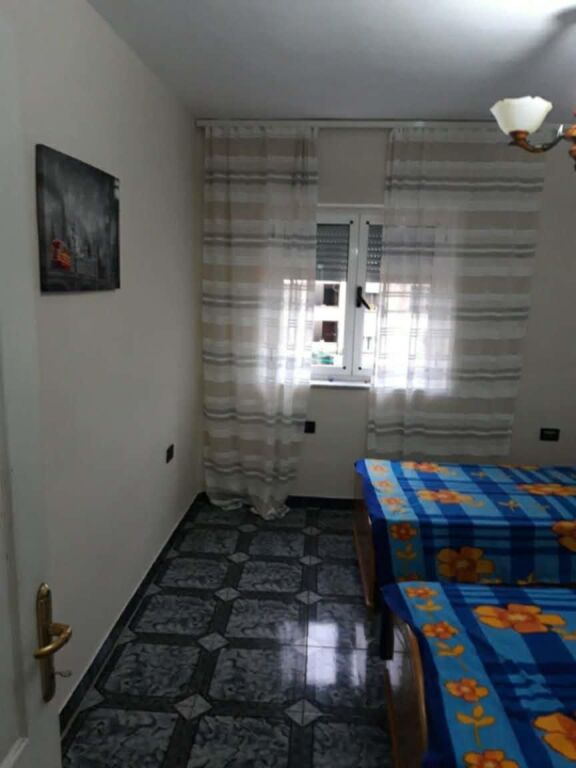 Affitto | Apartament 2 + 1 | Shkolla Bashkuar | 400 €/mese