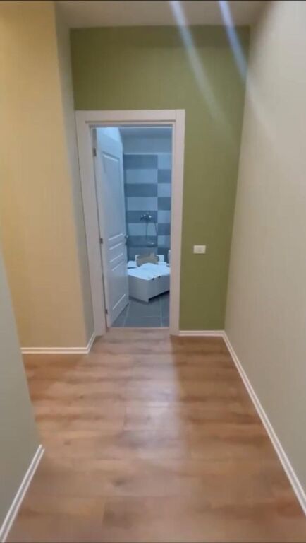 Me Qira Apartament 2+1 +2 📍Përballë American 3, Golden Park. I mobiluar. 60.000 lekë